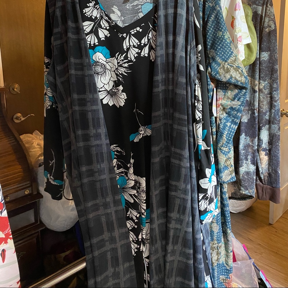 Dress out fit